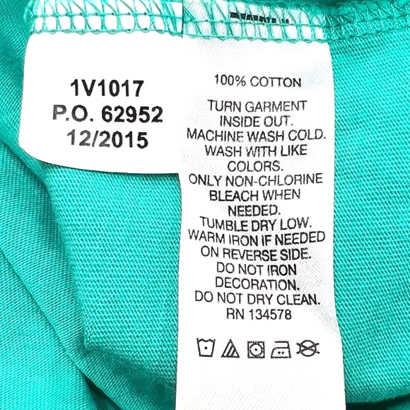 VINEYARD VINES AQUA VINTAGE WHALE GRAPHIC GARMENT DYED LONG SLEEVE POCKET - Picture 8 of 10